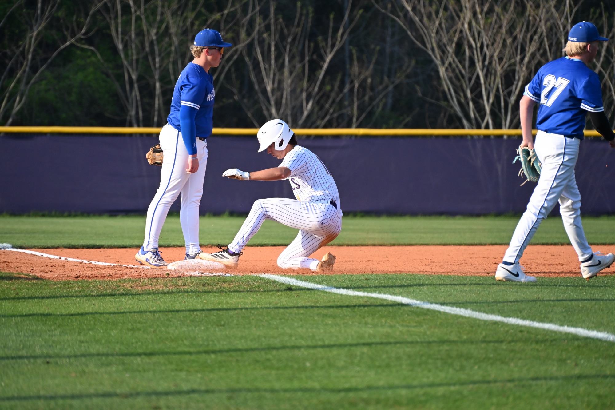 Six-Run Sixth Lifts Royals Past Dublin