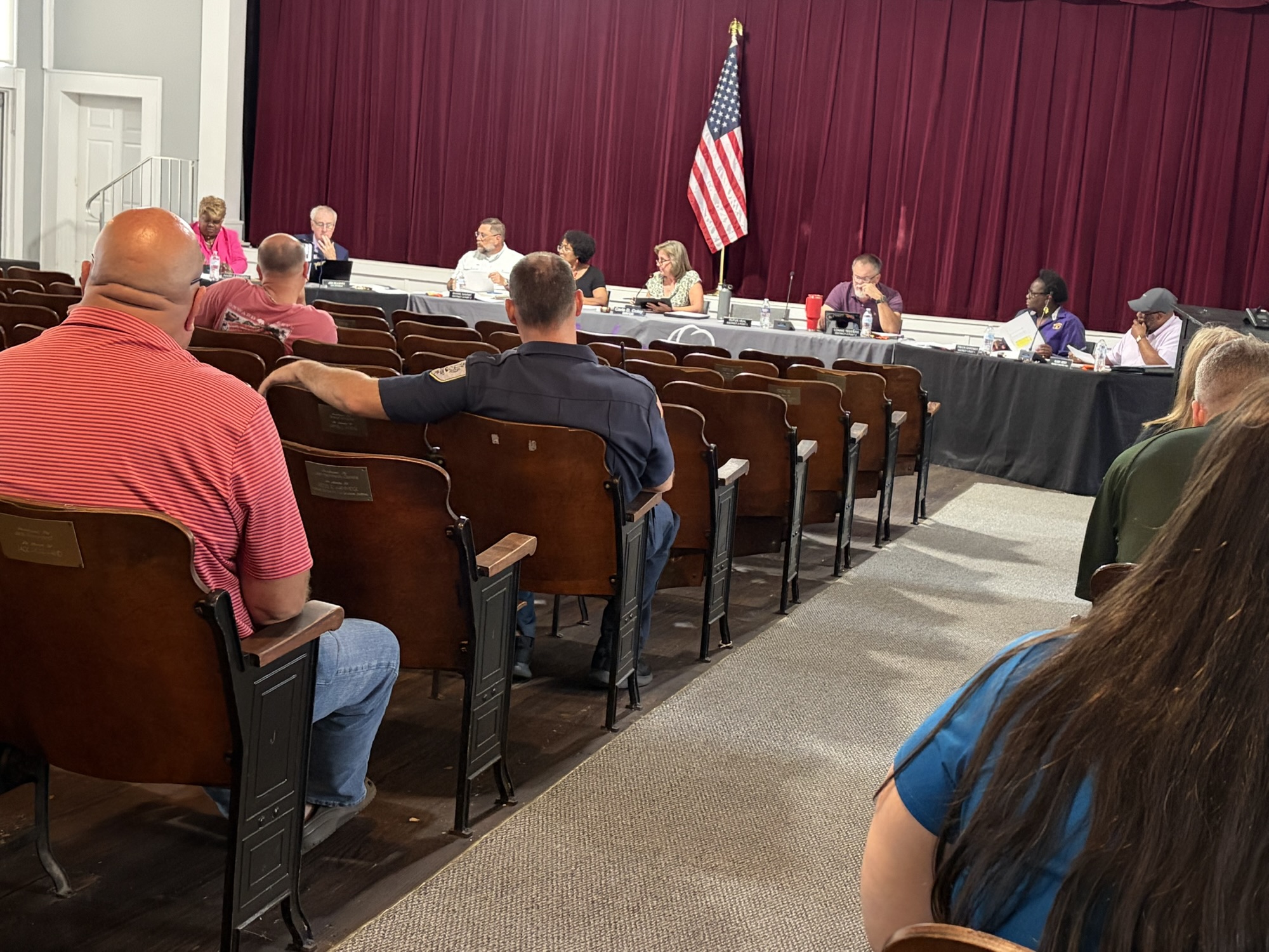 Cochran Council Approves Airport Projects, Treatment Plant and Advisory Agreements